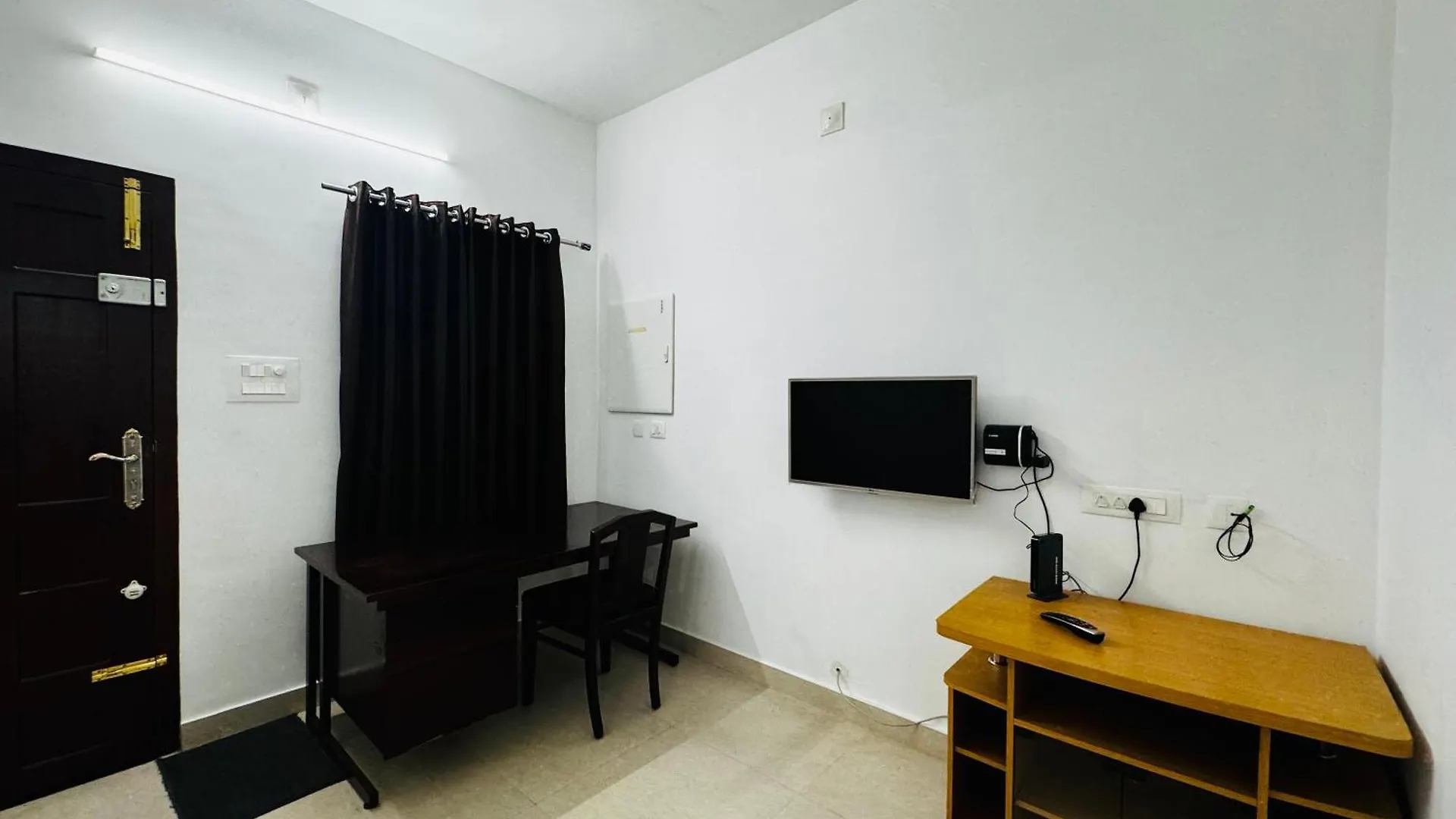 Posh Haven Suite 1Bhk Apartment Thiruvananthapuram India